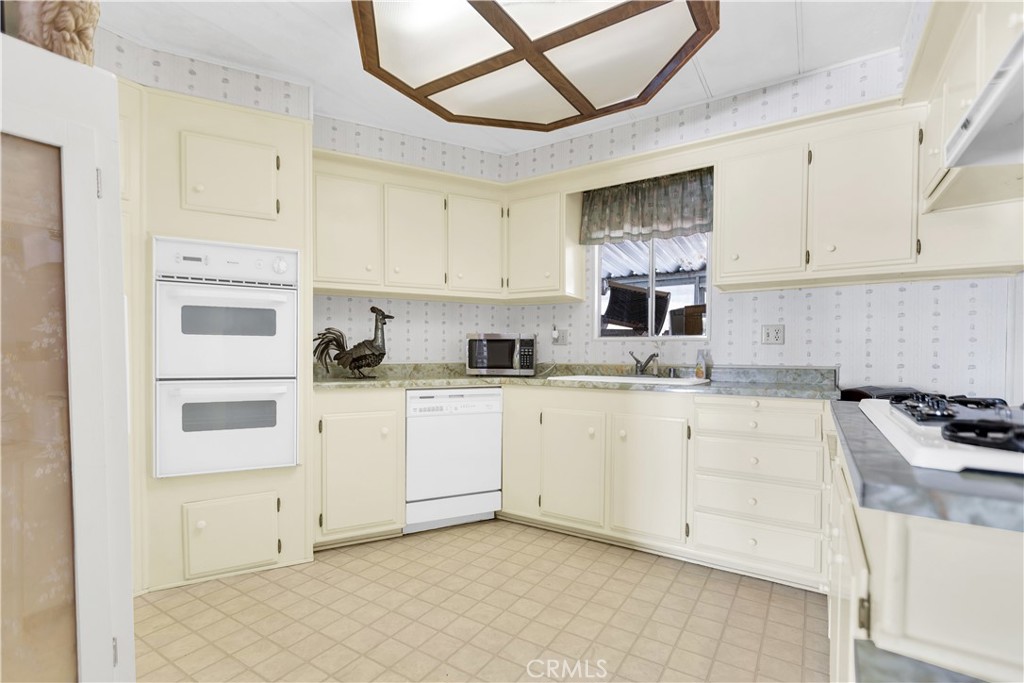 74084 Mercury Circle W