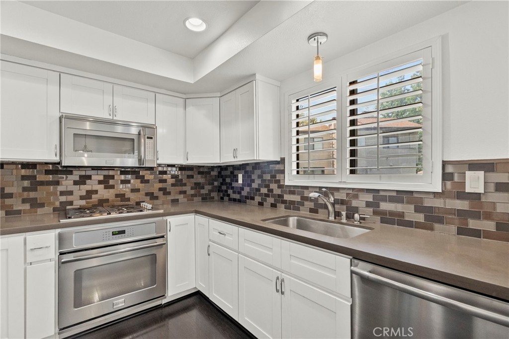 21800 Marylee Street 58