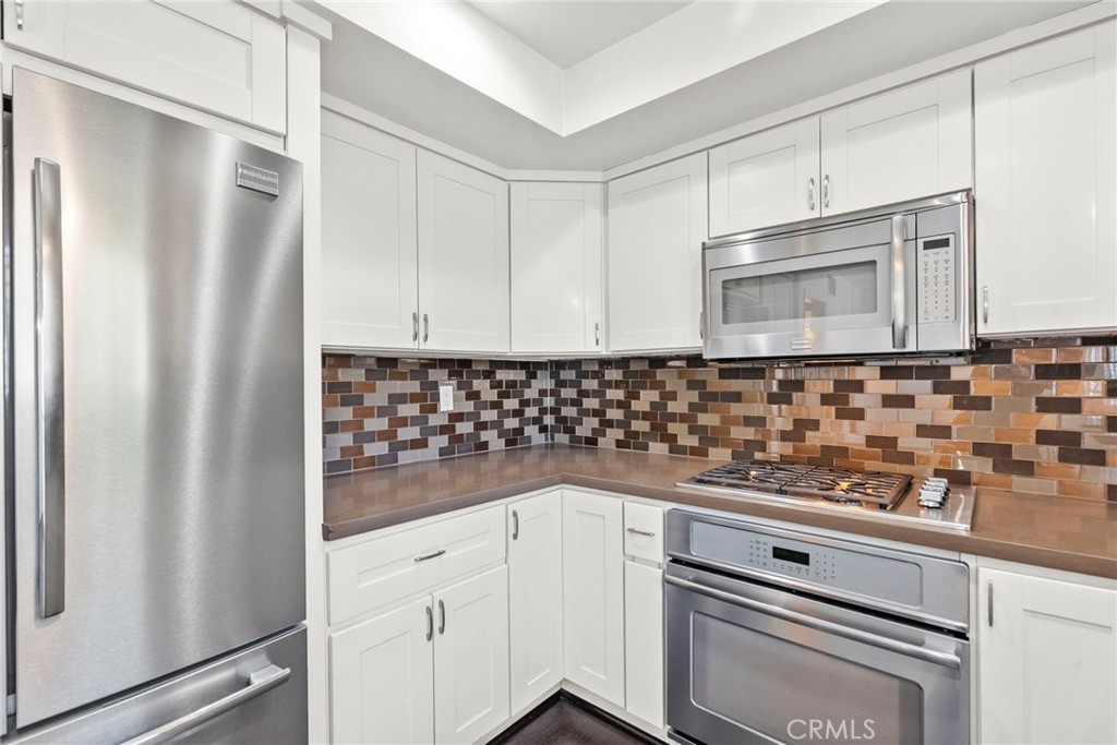 21800 Marylee Street 58