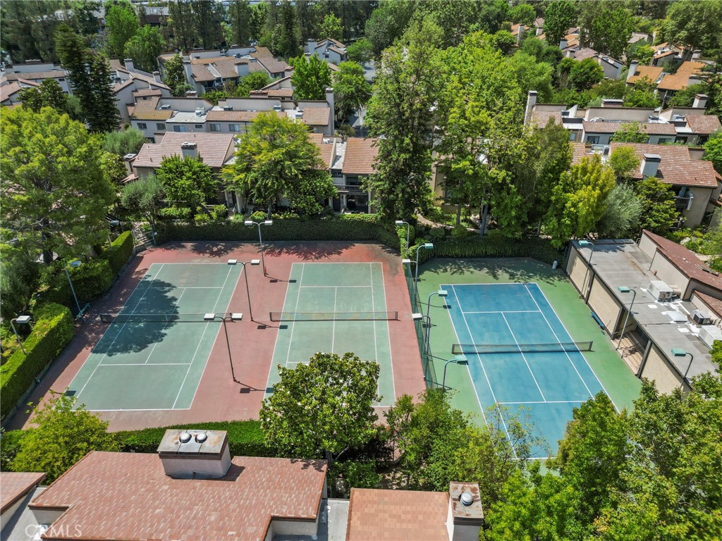 21800 Marylee Street 58