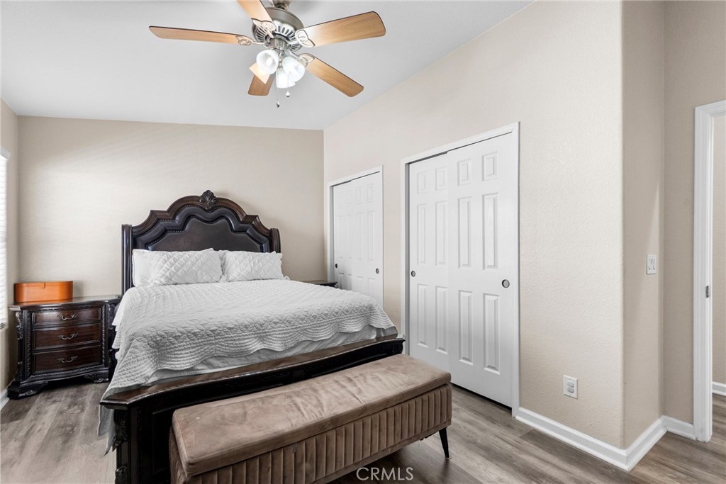 11401 Topanga Canyon Boulevard 35