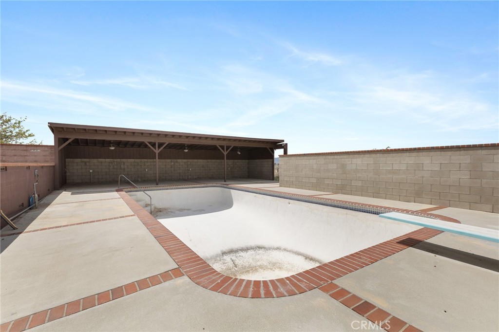 18333 Lancaster Road