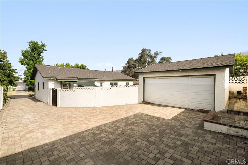 11008 Quill Avenue