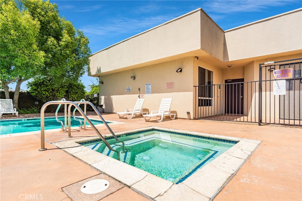 19350 Sherman Way 338