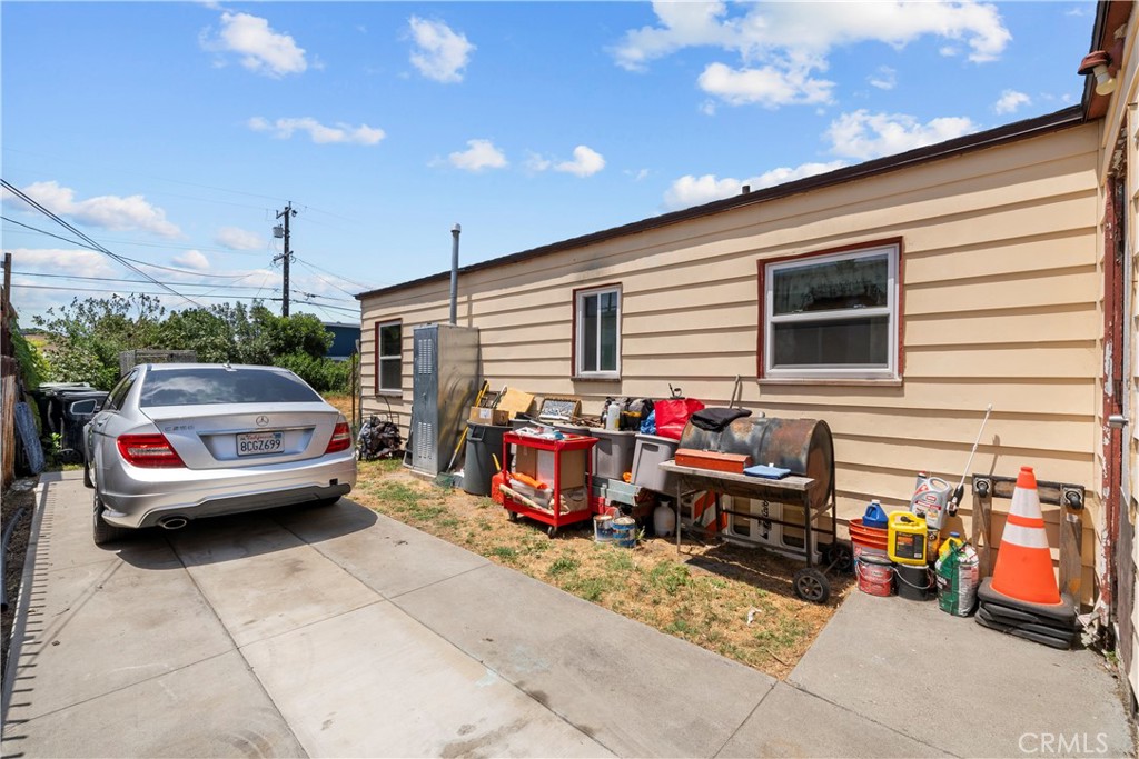 908 W 132nd Street