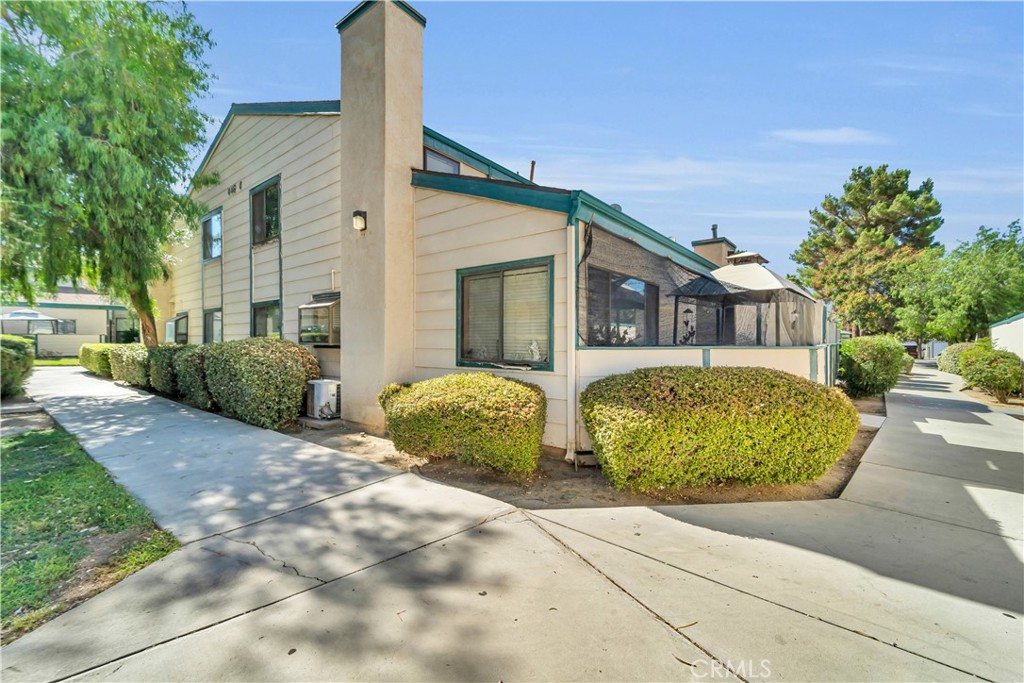 44550 E E 15th Street