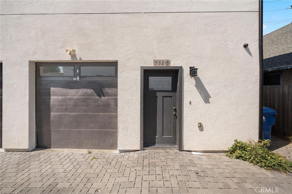 532 W Vernon Avenue