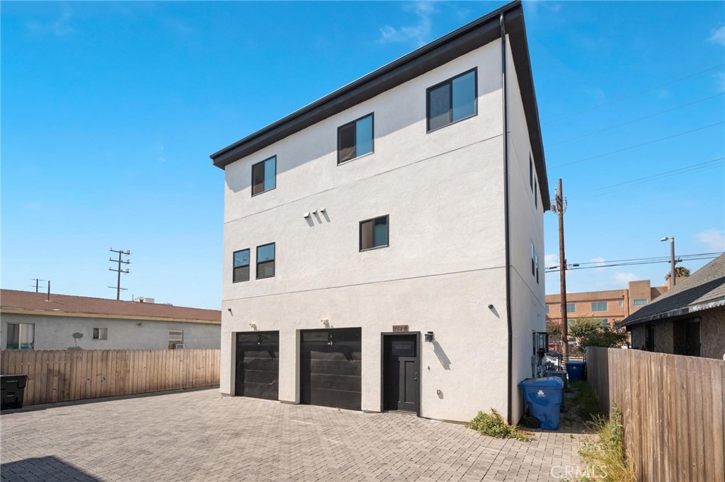 532 W Vernon Avenue