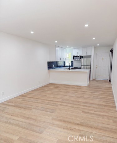 17000 Burbank Boulevard 304