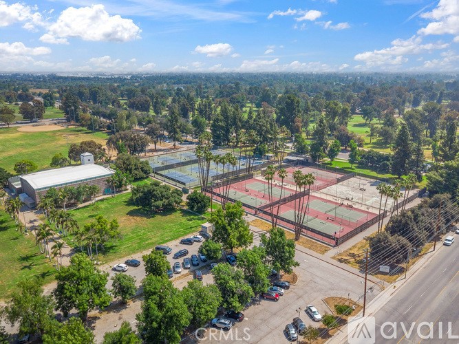 17000 Burbank Boulevard 213