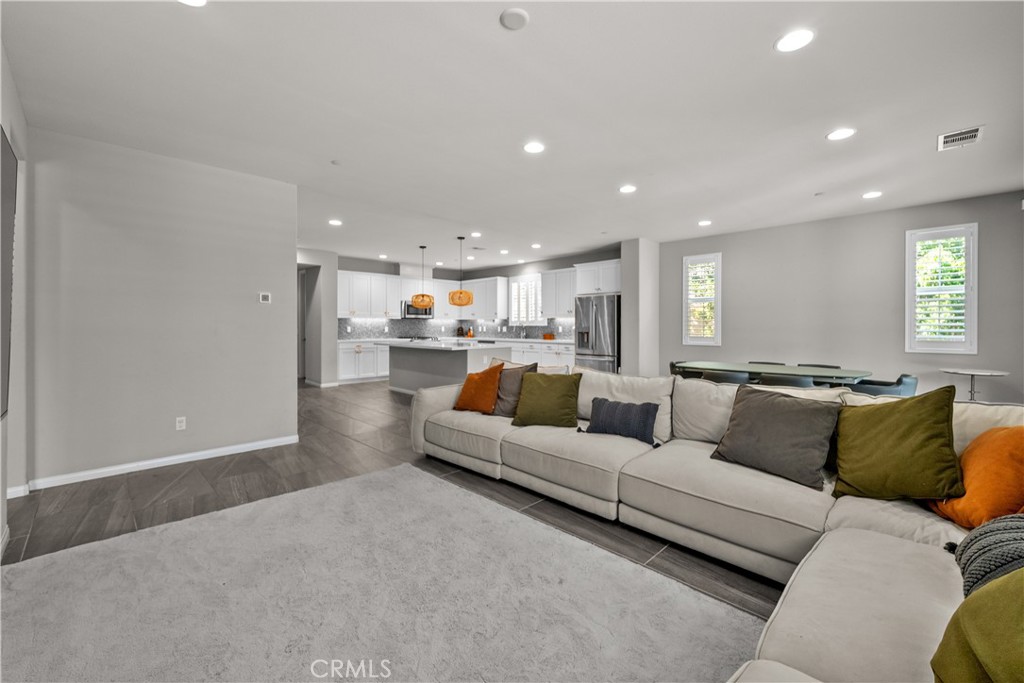 48 Clearwood Street