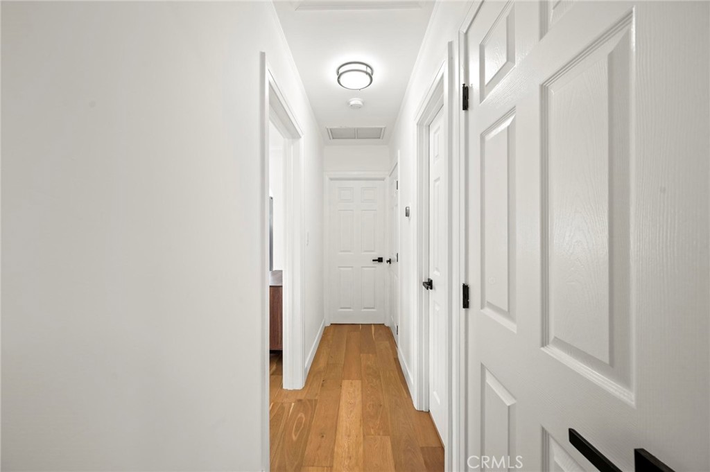 3345 Oakhurst Avenue