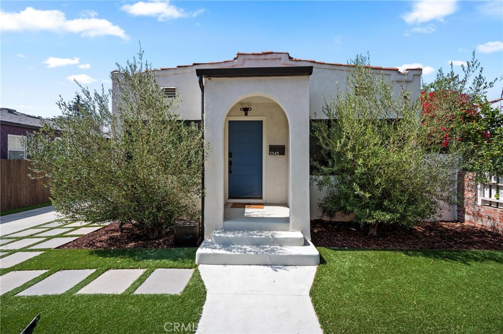 3345 Oakhurst Avenue