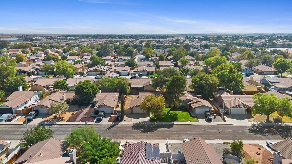 43656 La Paz Lane