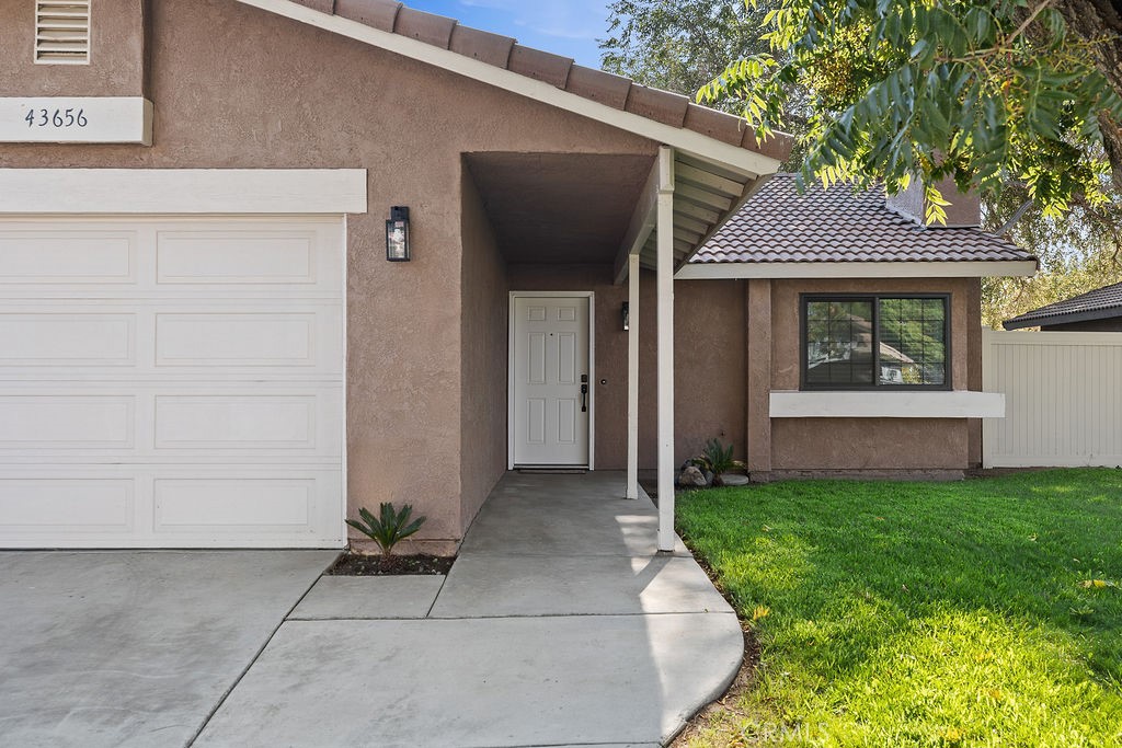 43656 La Paz Lane