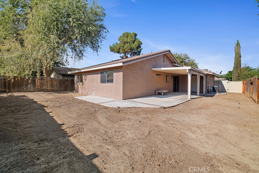 43656 La Paz Lane