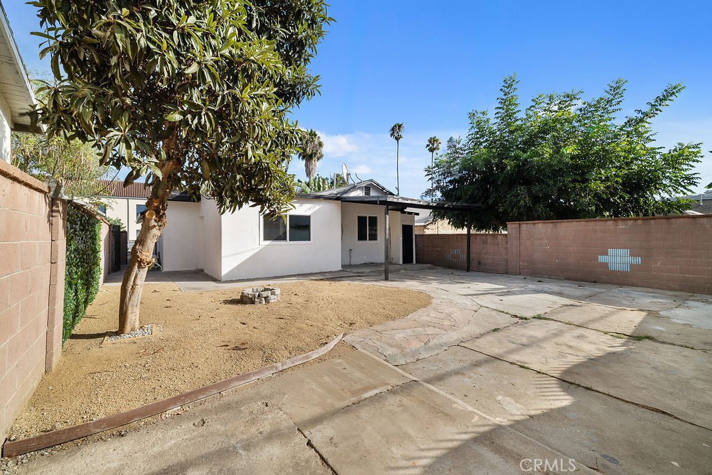 3343 Roseview Avenue