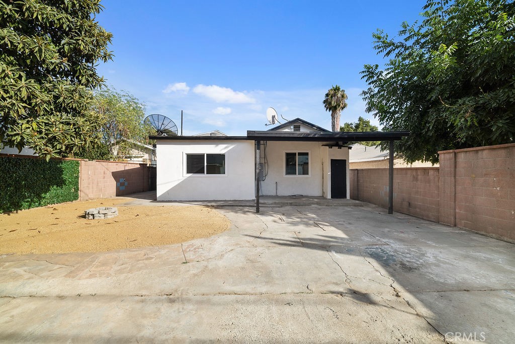 3343 Roseview Avenue