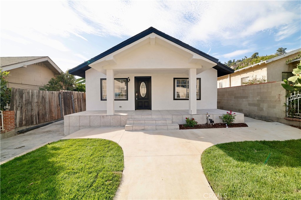 3343 Roseview Avenue