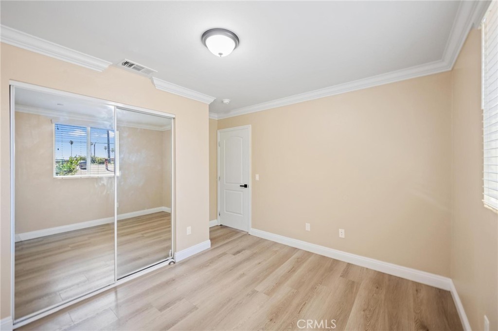 6616 S Figueroa Street