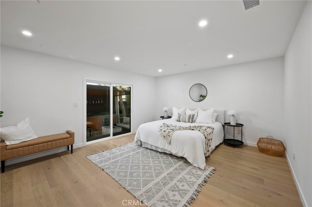 12520 Gilmore Avenue