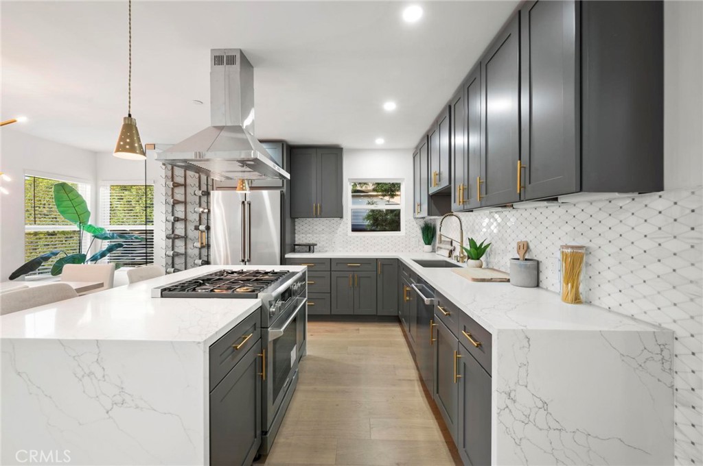 12520 Gilmore Avenue