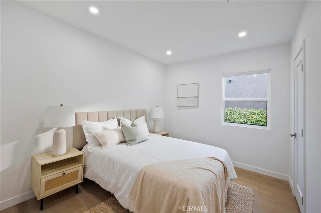 12520 Gilmore Avenue