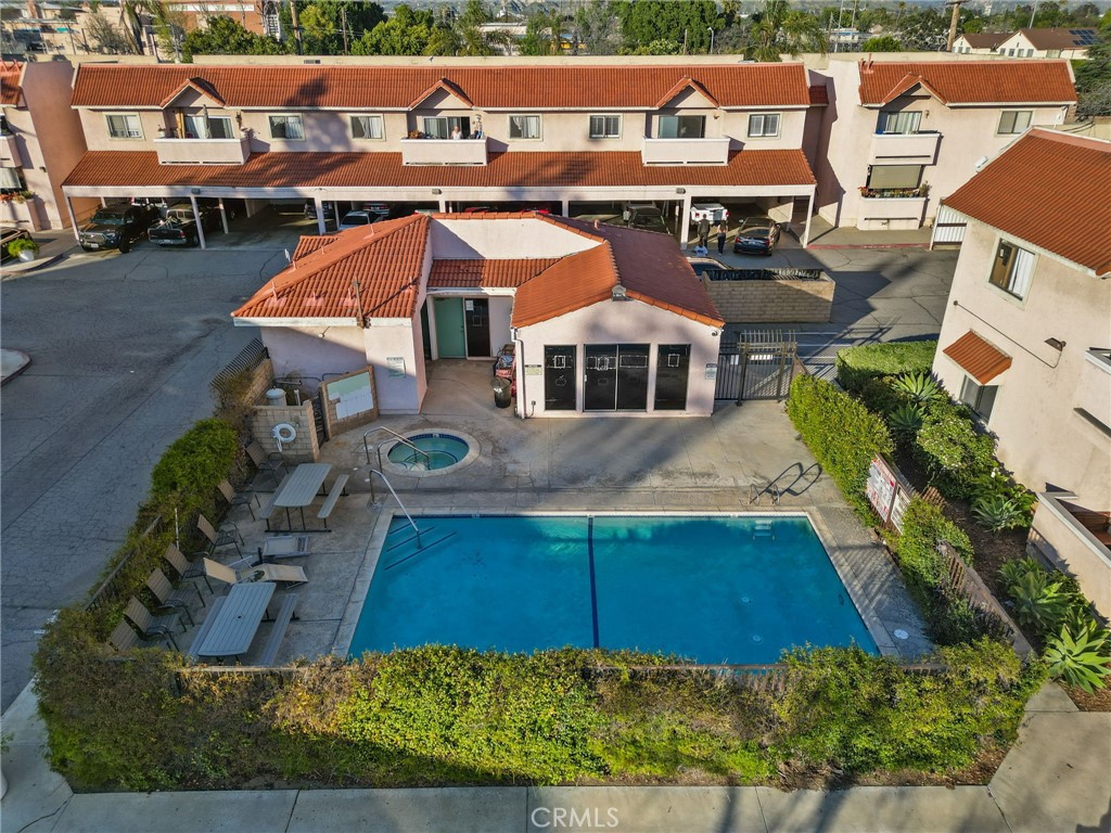 10943 Laurel Canyon Boulevard C10