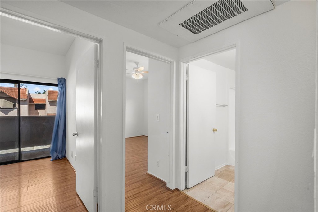 10943 Laurel Canyon Boulevard C10