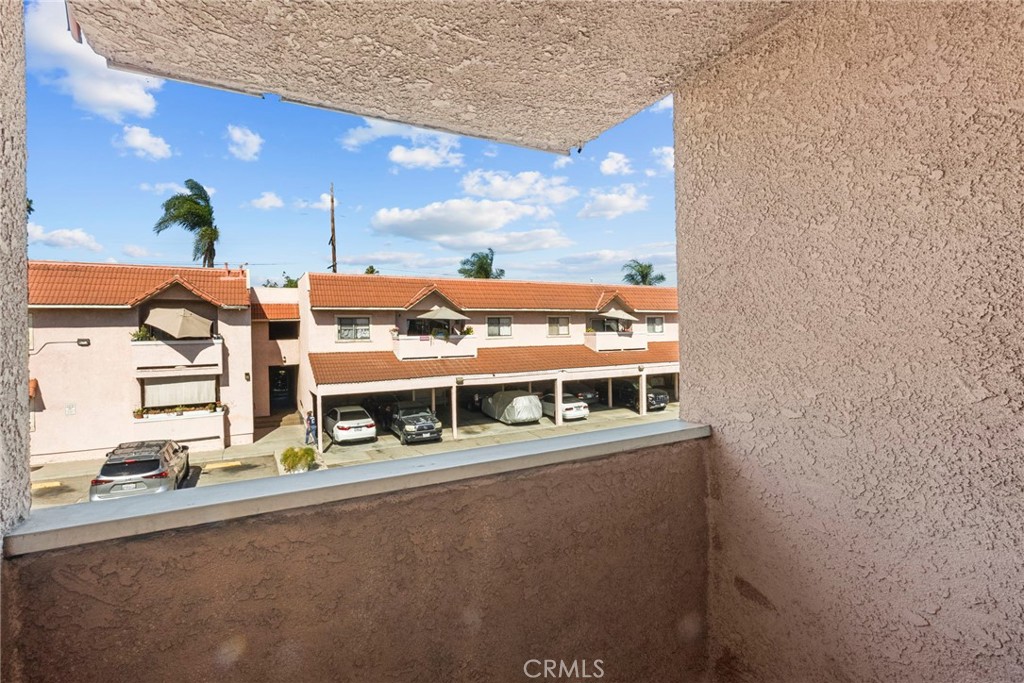 10943 Laurel Canyon Boulevard C10