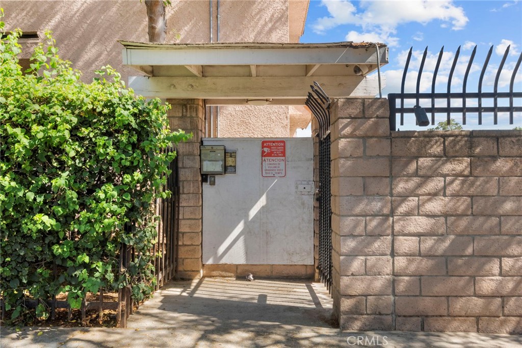 10943 Laurel Canyon Boulevard C10