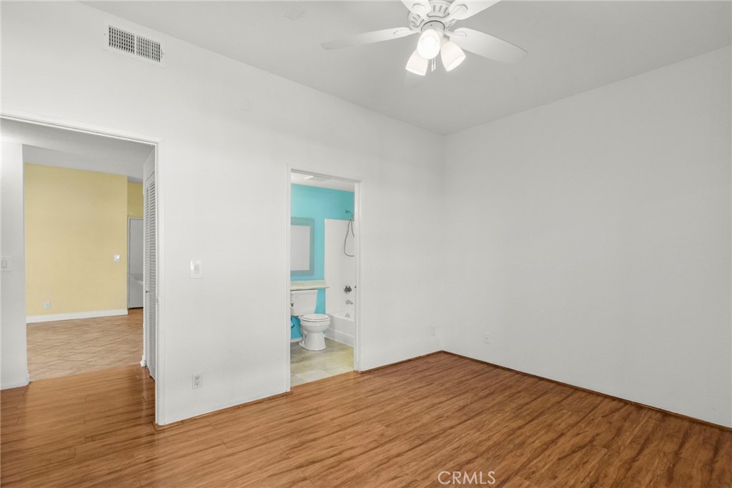 10943 Laurel Canyon Boulevard C10