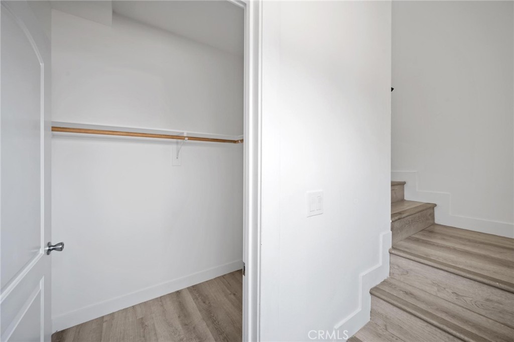 532 W Vernon Avenue
