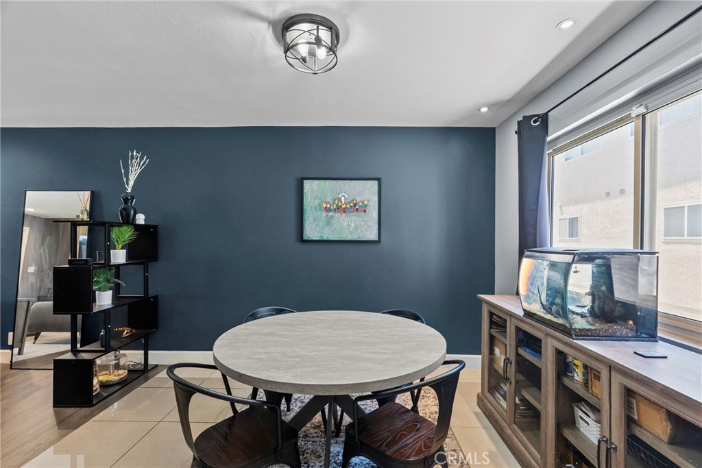 10155 De Soto Avenue 104