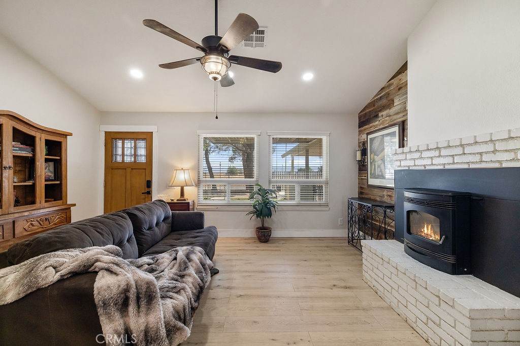 8037 W Avenue E14