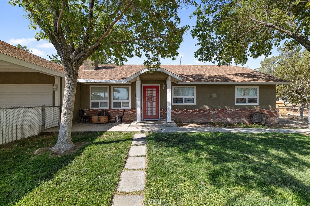 8037 W Avenue E14