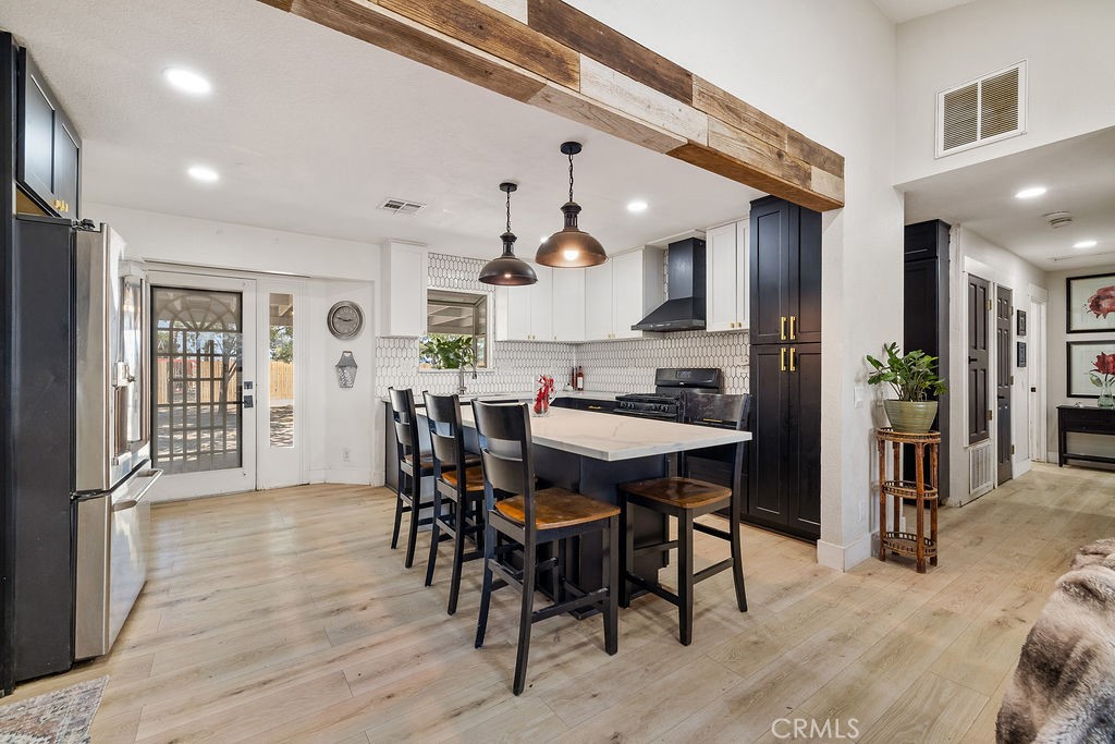 8037 W Avenue E14
