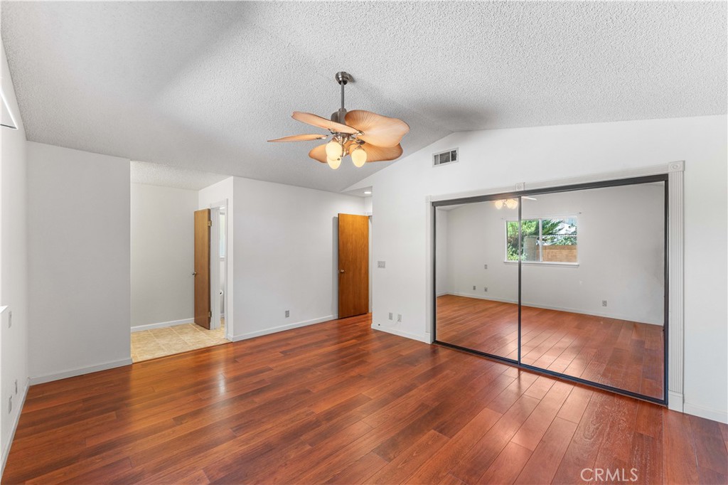 3529 W Avenue J13