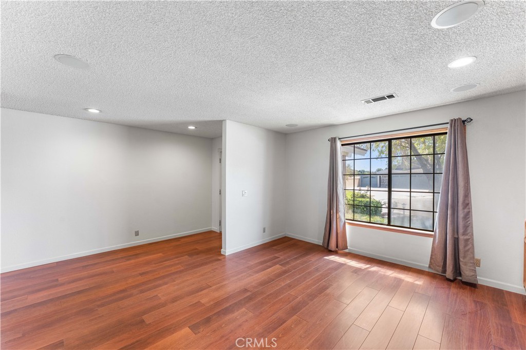 3529 W Avenue J13