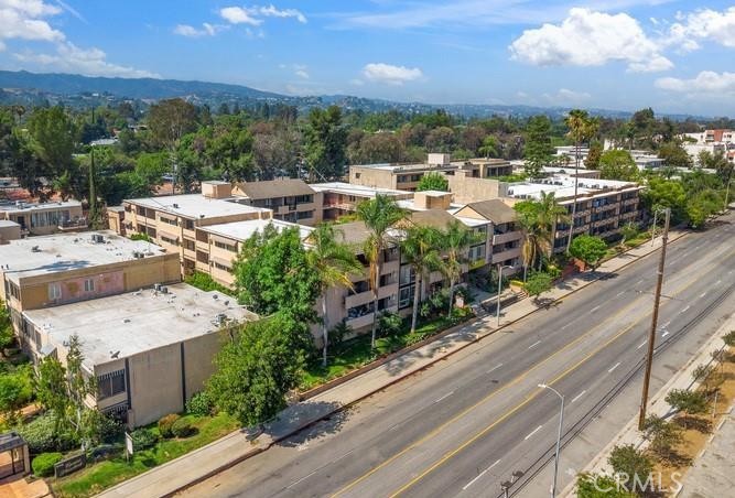 17000 Burbank Boulevard 214