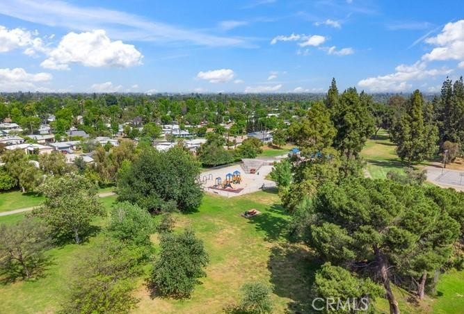 17000 Burbank Boulevard 216