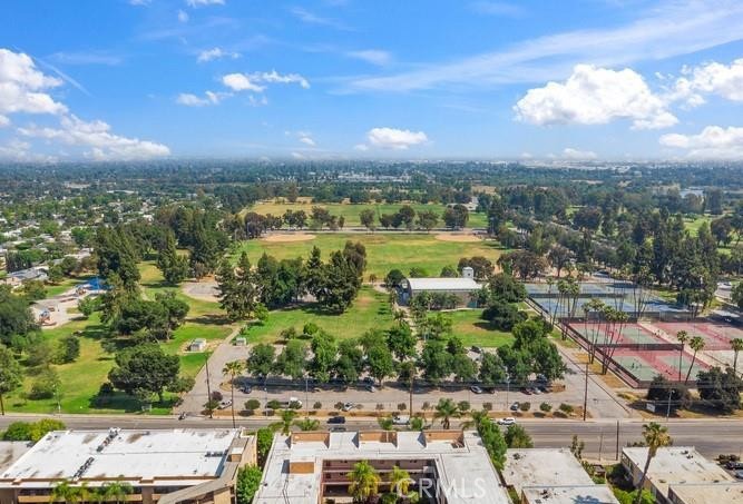 17000 Burbank Boulevard 216