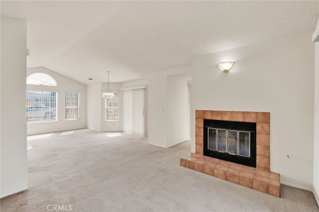 15845 Mossdale