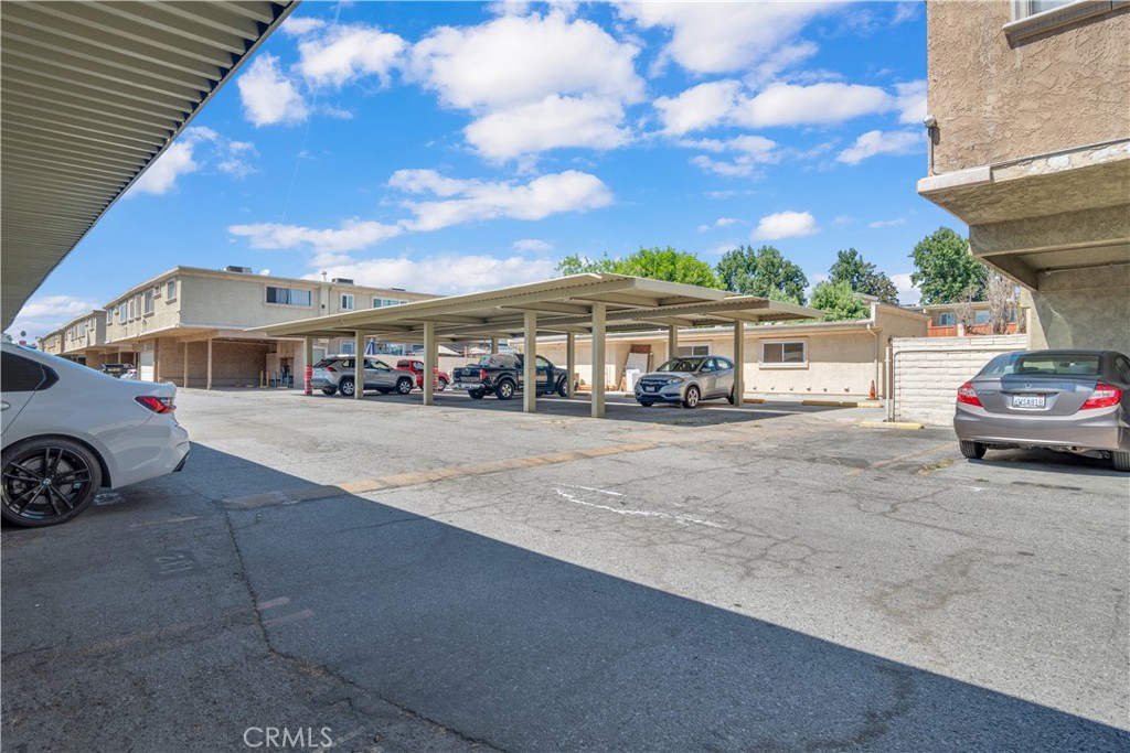 20214 COHASSET ST. UNIT #5