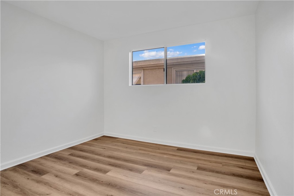 20214 COHASSET ST. UNIT #5