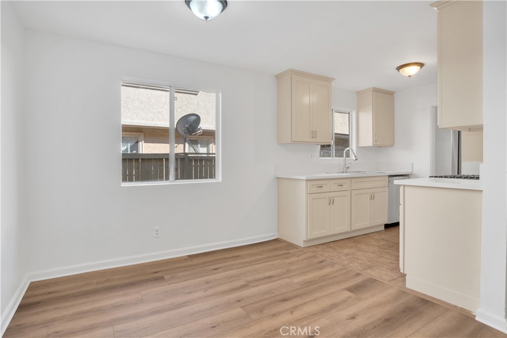 20214 COHASSET ST. UNIT #5