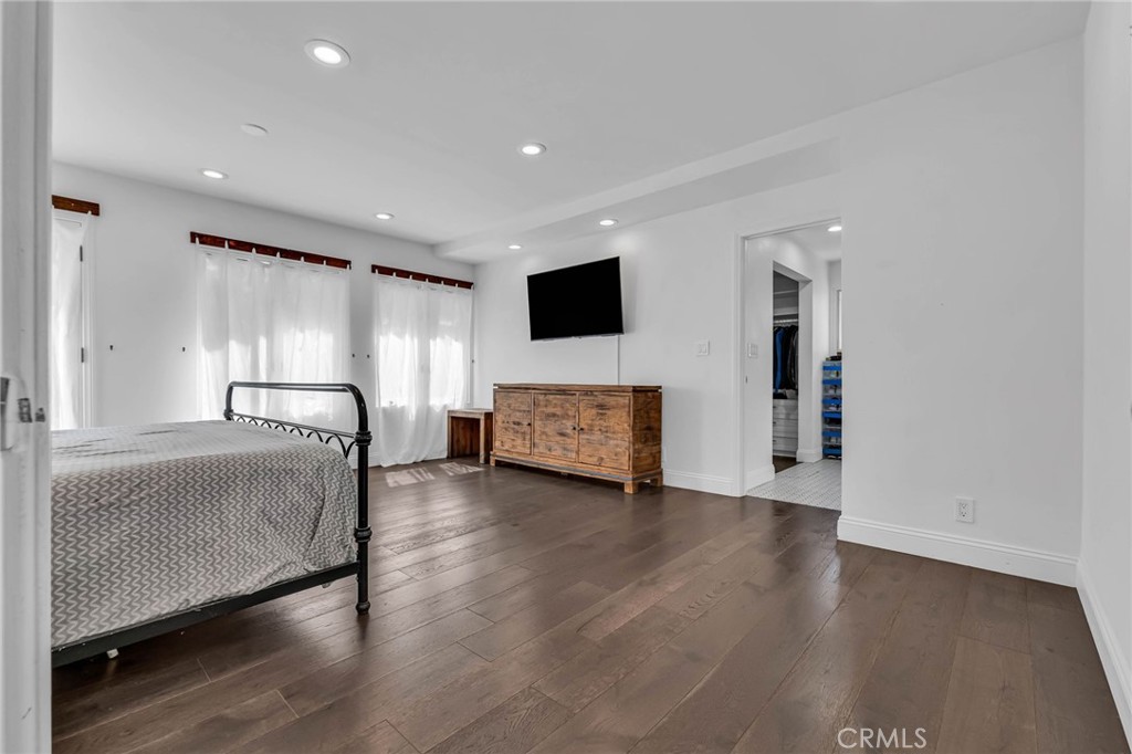 1133 Granvia Altamira