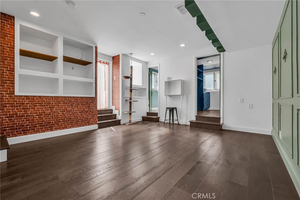 1133 Granvia Altamira