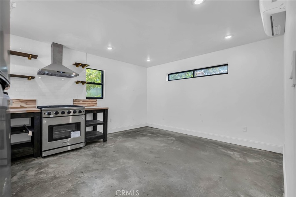 1133 Granvia Altamira