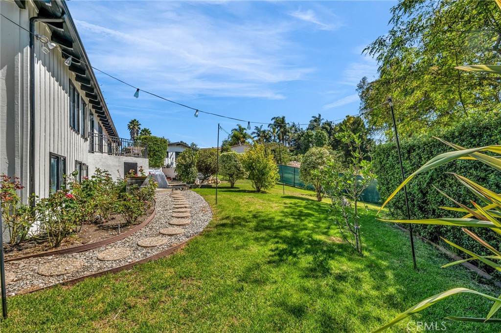 1133 Granvia Altamira